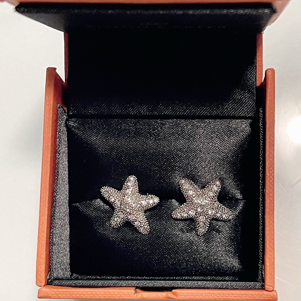 Simon Carter London Crystal Starfish Cufflinks.